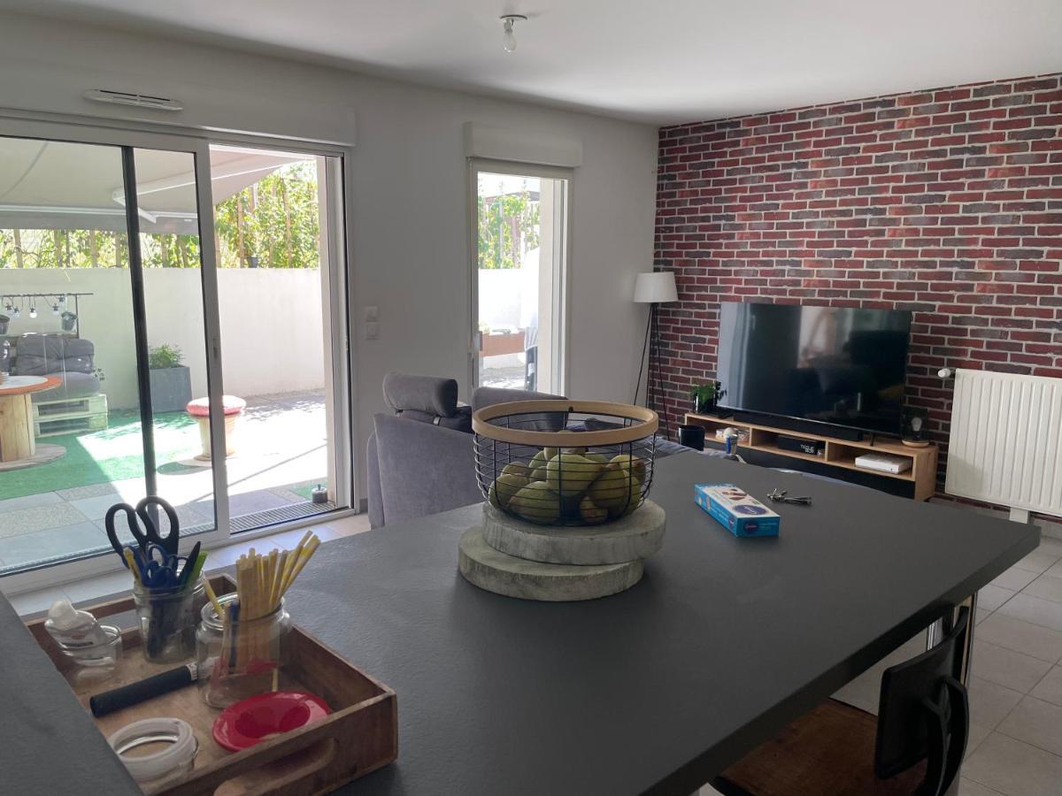 Appartement Avec Terrasse Proche De Rennes Saint Jacques de la Lande Bagian luar foto